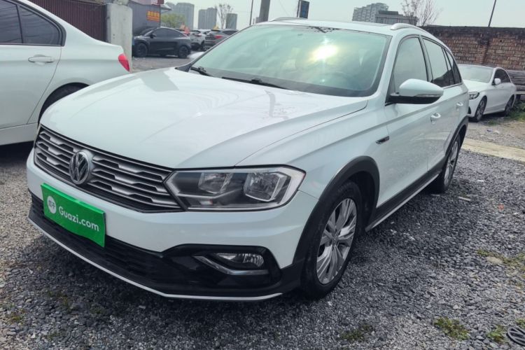 Used Volkswagen C-TREK 2017 230TSI DSG Comfort Version