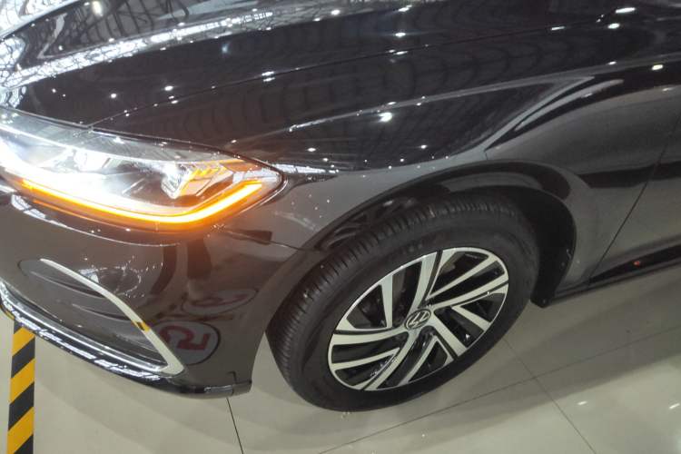 Used Volkswagen Lavida 2024 1.5L Automatic Full-Comfort Version