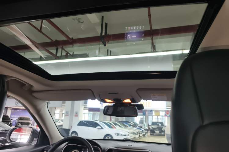 Used Jeep Cherokee 2016 2.0L Superior Edition