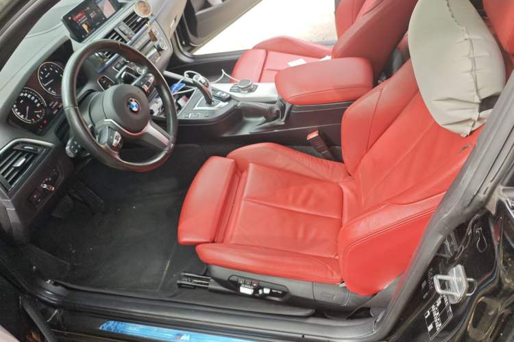 Used BMW 2 Series 2019 225i Luxury Model with M Sport Package
