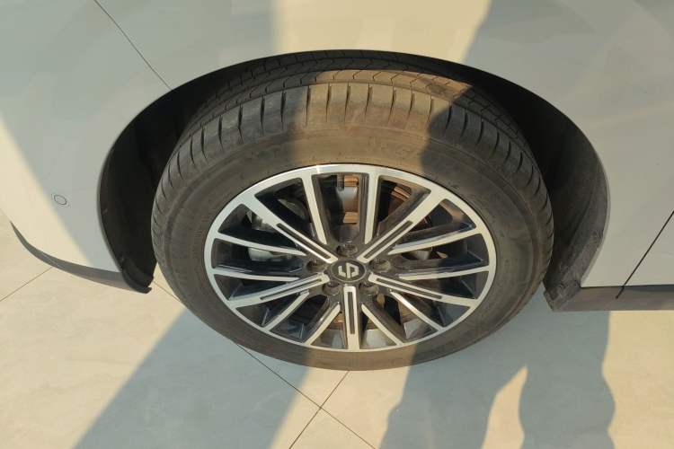 Used Leapmotor B10 2025 510 Joyful Edition Left Front Wheel Hub