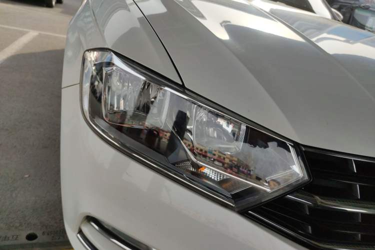 Used Volkswagen Bora 2017 230TSI DSG Comfort Version
