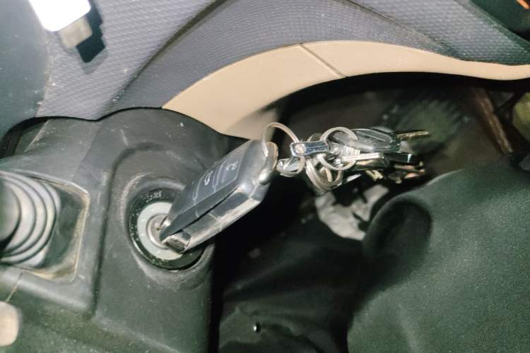 Used Wuling Hongguang 2013 1.5L S Comfort Model