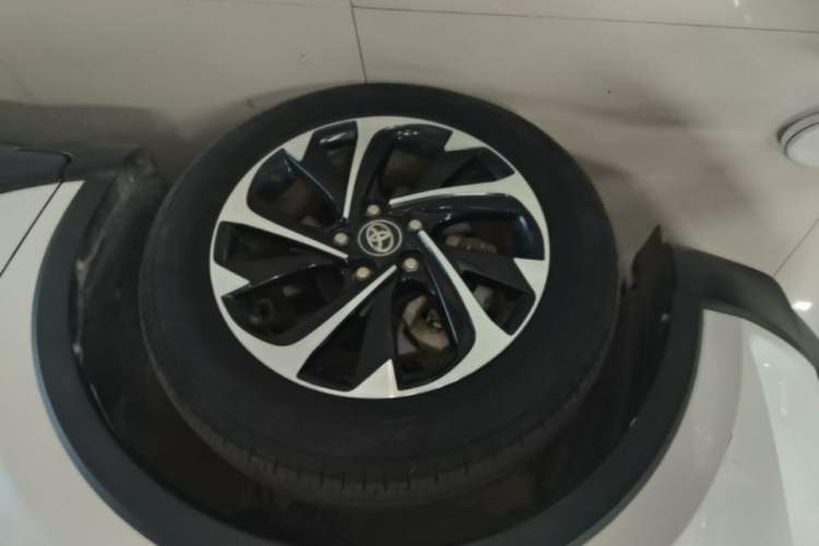 Used Toyota IZOA 2018 2.0L Yichi Edition China V Standard
