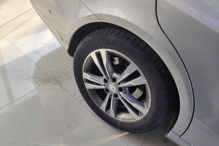 Used Mercedes-Benz E-Class 2014 E 260 L Sport Edition