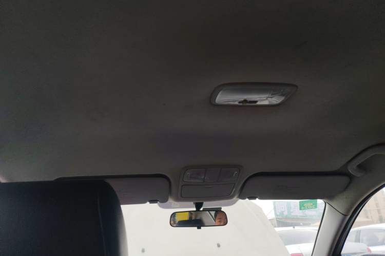 Used Hyundai Celesta 2015 1.6L Automatic Comfort Model