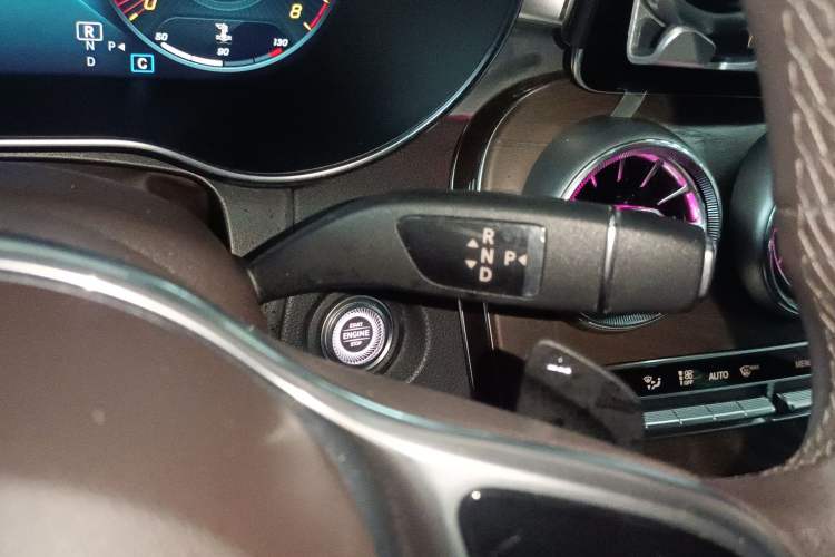 Used Mercedes-Benz GLC 2020 GLC 300 L 4MATIC Dynamic Edition
