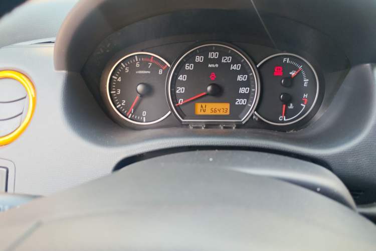 Used Suzuki Swift 2016 1.5L Automatic Fashionable Coolplay Edition Odometer Close Up