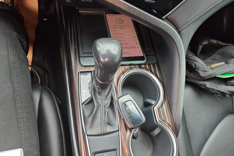 Used Toyota Camry 2019 2.0G Luxury Edition China V Standard
