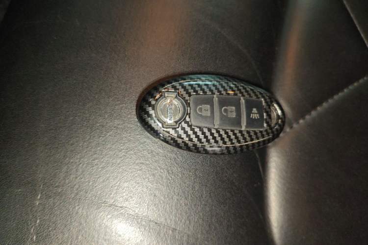 Used Nissan Patrol 2017 4.0L XE Middle East Version
