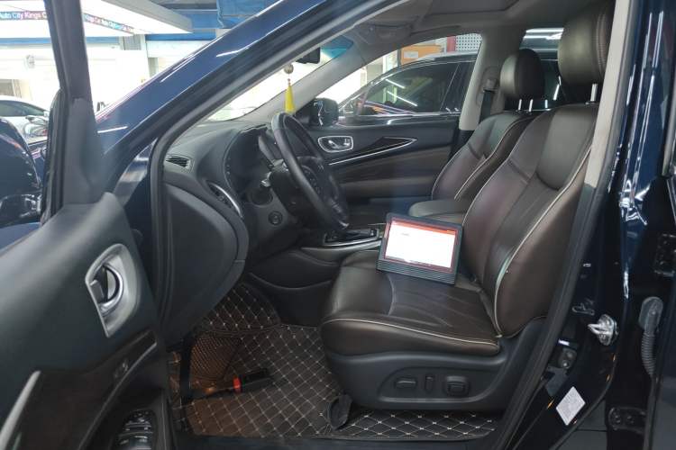 Used Infiniti QX60 2018 2.5 S/C Hybrid Two-Wheel-Drive Excellence Edition China VI Standard