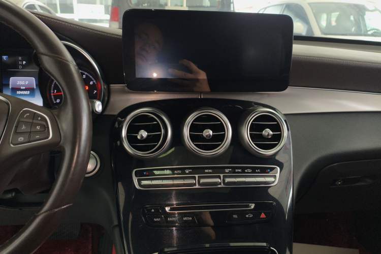 Used Mercedes-Benz GLC Coupe 2017 GLC 200 4MATIC Coupe SUV
