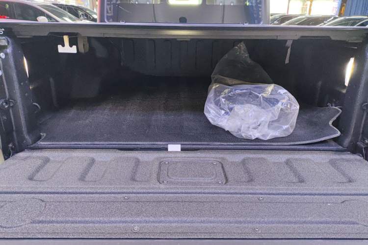 Used Jeep Gladiator 2022 3.6L Pioneer Edition