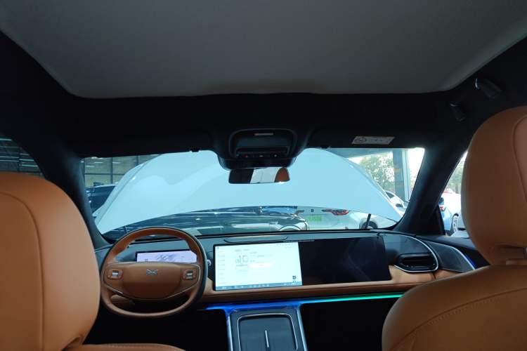 Used XPeng G9 2025 625 Long-Range Max Headliner