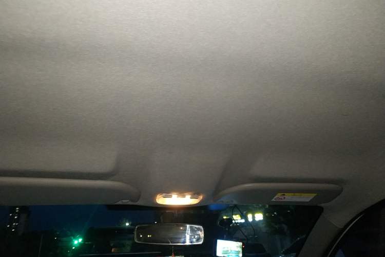 Used Citroen Elysee 2015 Qishang Edition 1.6L Automatic Fashion Model
