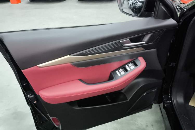 Used JETOUR X70 2024 1.5T DCT Glory PRO 5-Seater