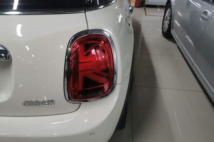 Used MINI 2018 1.5T COOPER Artist Five-Door Edition