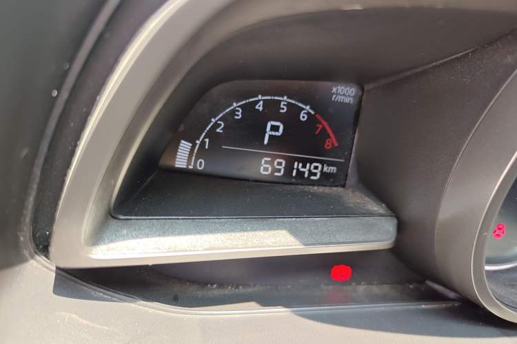 Used Mazda 3 Axela 2019 Cloud-Controlled Version Hatchback 2.0L Automatic Luxury Model China VI Standard