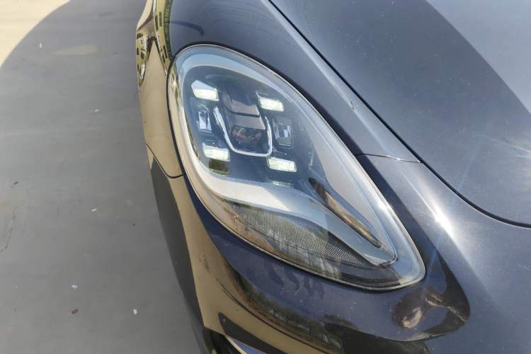 Used Porsche Panamera 2021 Panamera Executive Long Wheelbase 2.9T Right Front Headlight