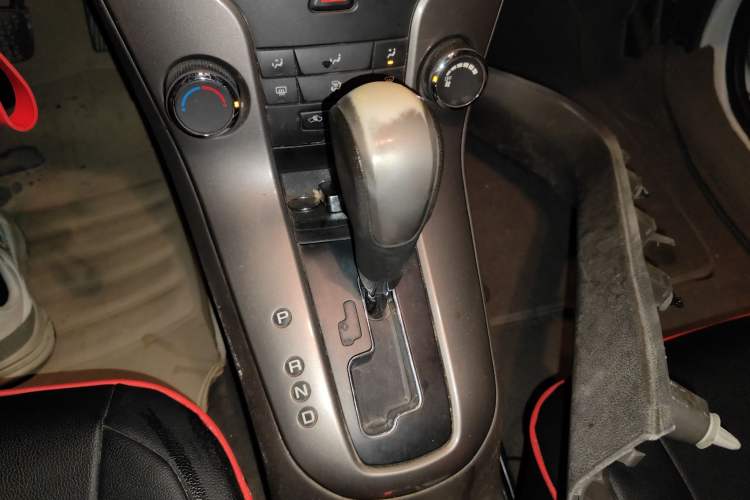 Used Chevrolet Cruze 2015 1.5L Classic SE AT
