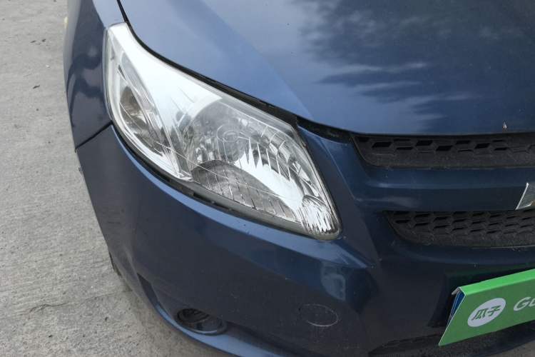 Used Chevrolet Sail 2010 Sedan 1.2L Manual Fashion Edition Right Front Headlight