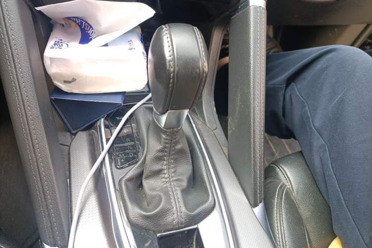 Used Renault Koleos 2018 2.0L Two-Wheel-Drive Luxury Edition
