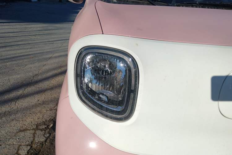 Used Bestune Pony 2026 Model 222km Cute Horse Plus Right Front Headlight