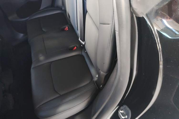 Used Tesla Model Y 2023 Rear-Wheel-Drive Version