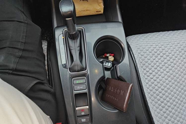 Used Honda Civic 2022 240TURBO CVT Dynamic Edition
