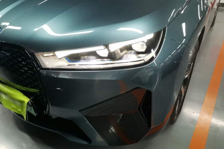 Used BMW iX 2022 xDrive40
