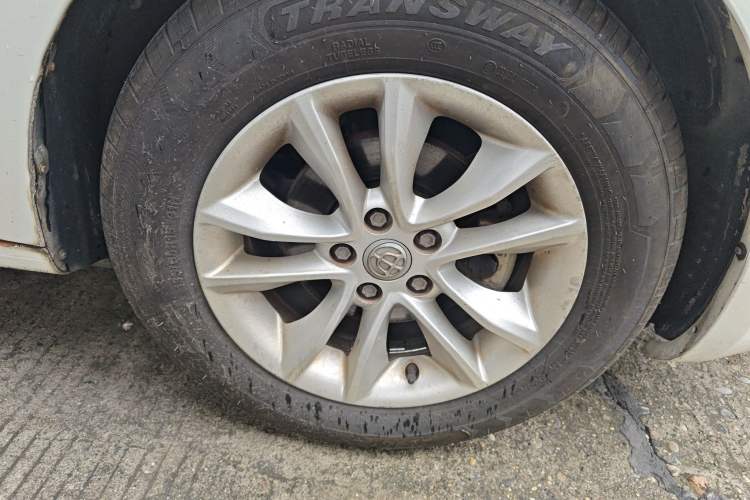 Used Brilliance H330 2013 1.5L Manual Luxury Model
