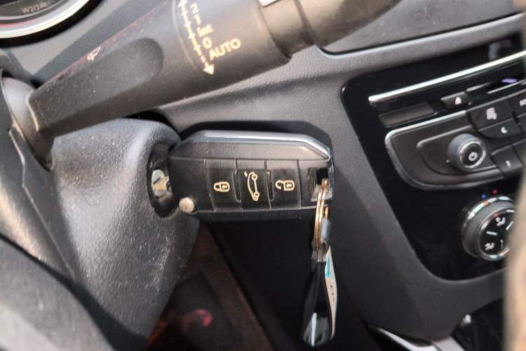 Used Peugeot 508 2012 2.0L Automatic Smart Enjoyment Version
