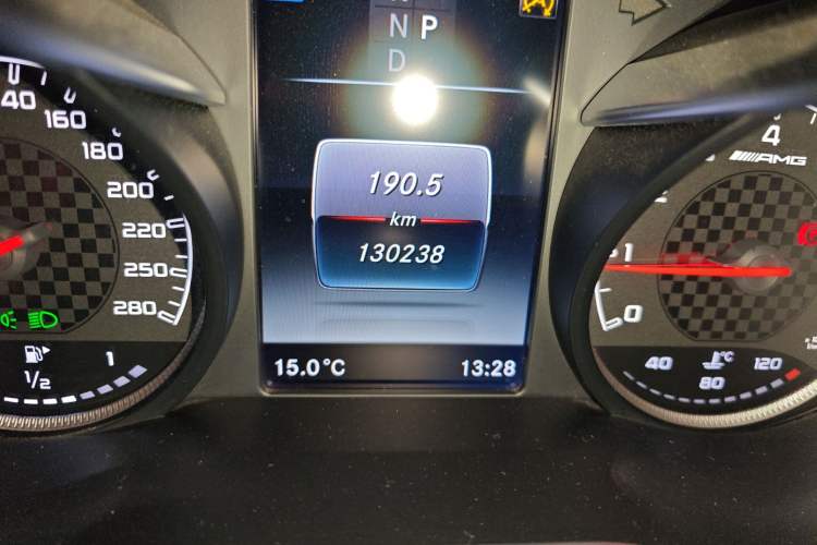 Used Mercedes-Benz GLC AMG 2017 AMG GLC 43 4MATIC Odometer Close Up