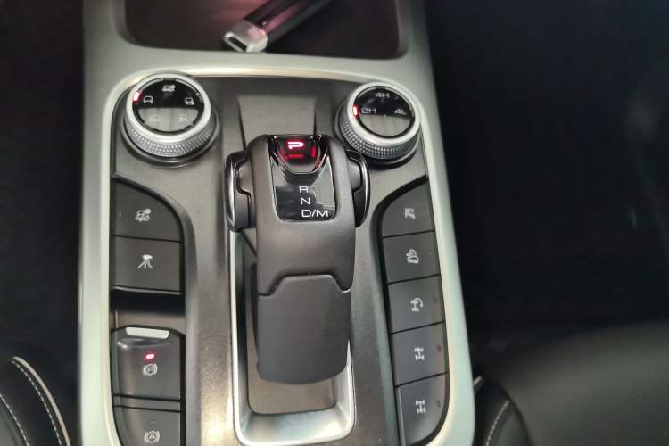 Used Tank 300 2021 Off-Road Edition 2.0T Conqueror Gear Lever