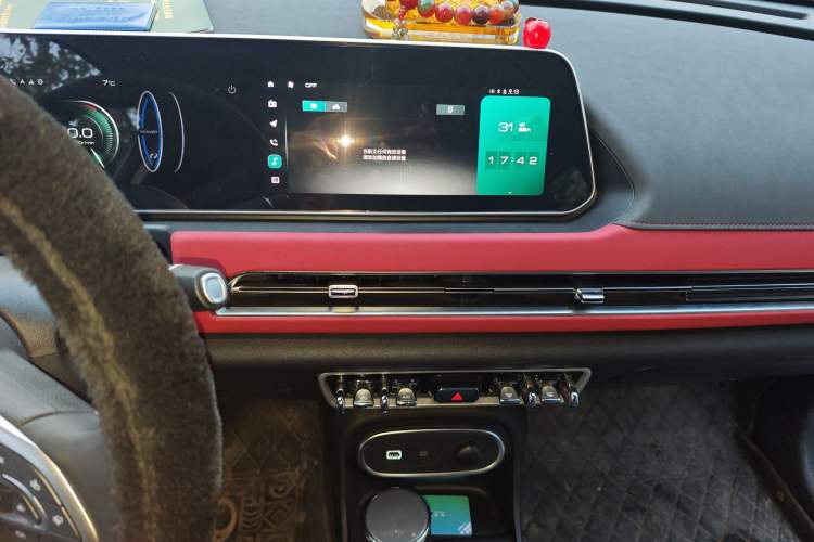 Used ORA Good Cat GT 2023 Mulan Edition 401km Luxury Version
