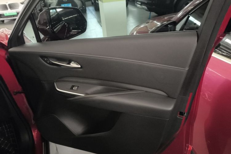 Used Cadillac XT4 2024 28T Two-Wheel-Drive Luxury Version