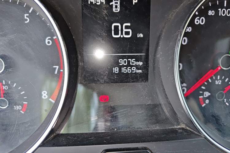 Used Volkswagen Golf 2015 1.6L Automatic Fashion Model