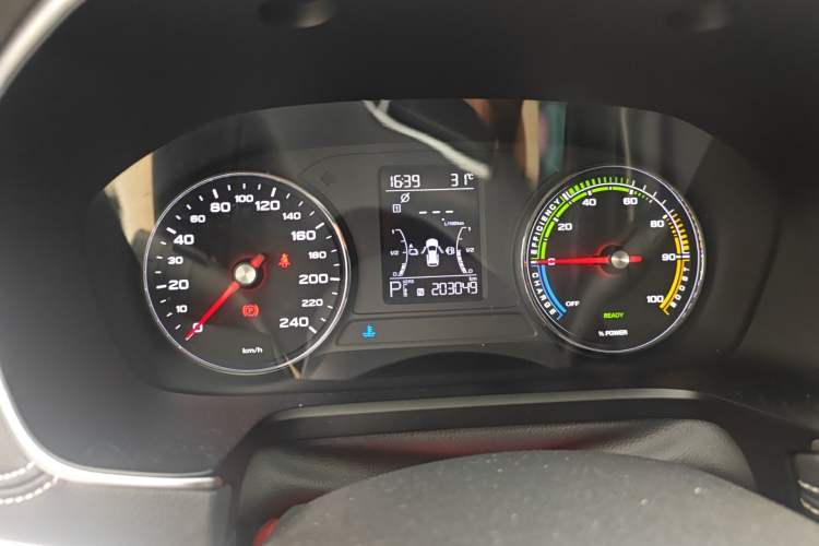 Used Roewe RX5 New Energy 2019 eRX5 50T 4G Connected Excellence Edition
