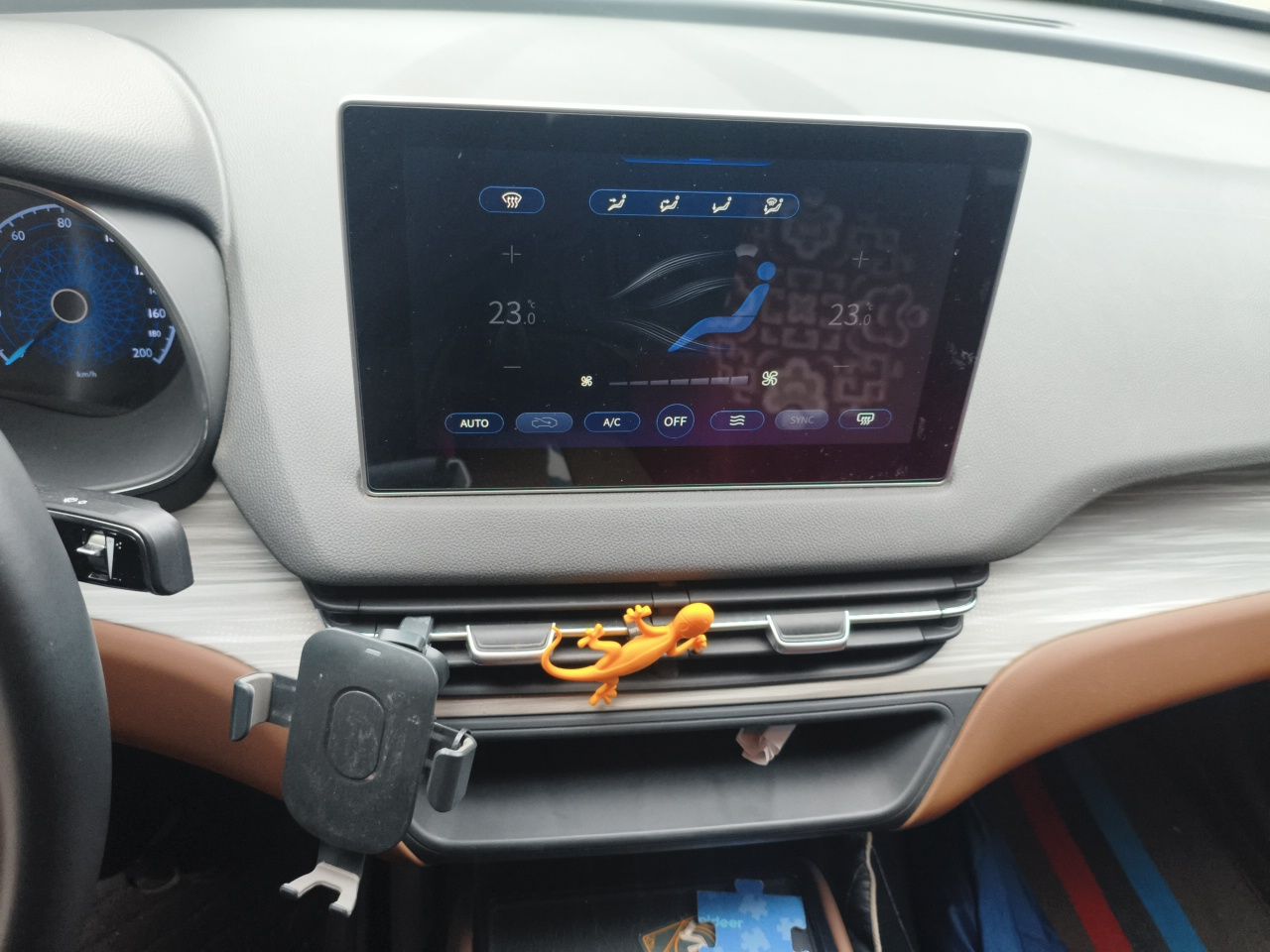 Hongqi E-QM5 2023 560km PLUS — снимка 15