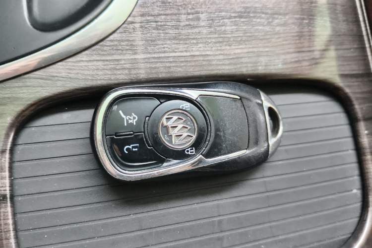 Used Buick Envision 2016 28T Four-Wheel Drive Elite Version Vehicle Key