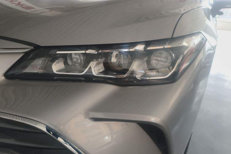 Used Toyota Avalon 2019 2.0L Luxury Edition China VI Standard Left Front Headlight