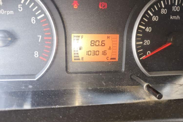 Used FORTHING Lingzhi 2014 V3 1.5L 7-Seater Comfort Model
