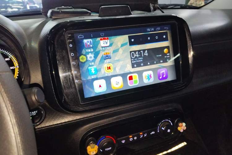 Used Roewe Clever 2021 302 km New Four-Seater Super-Efficient Version