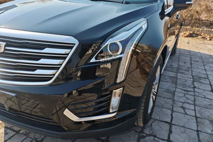 Used Cadillac XT5 2018 25T Luxury Model
