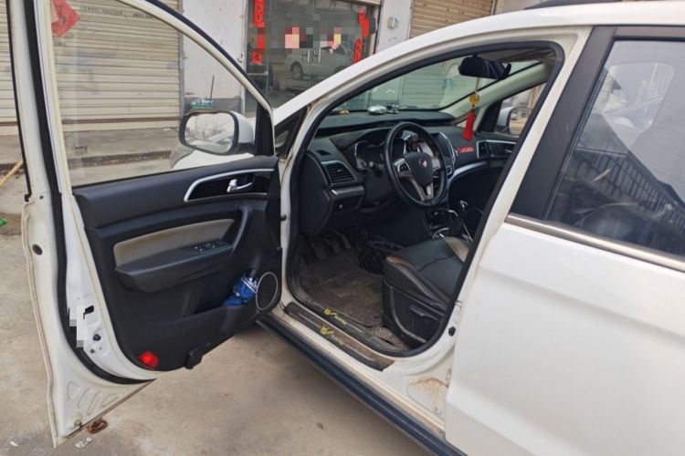 Used HYOSOW H3 2015 1.5L manual luxury version