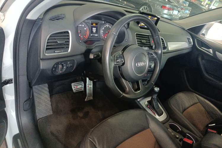 Used Audi Q3 2017 35 TFSI Fashion Model