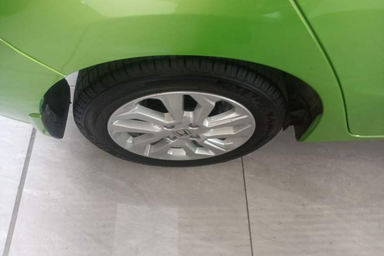 Used Honda Fit 2018 1.5L CVT Comfort Sunroof Version Exterior 5