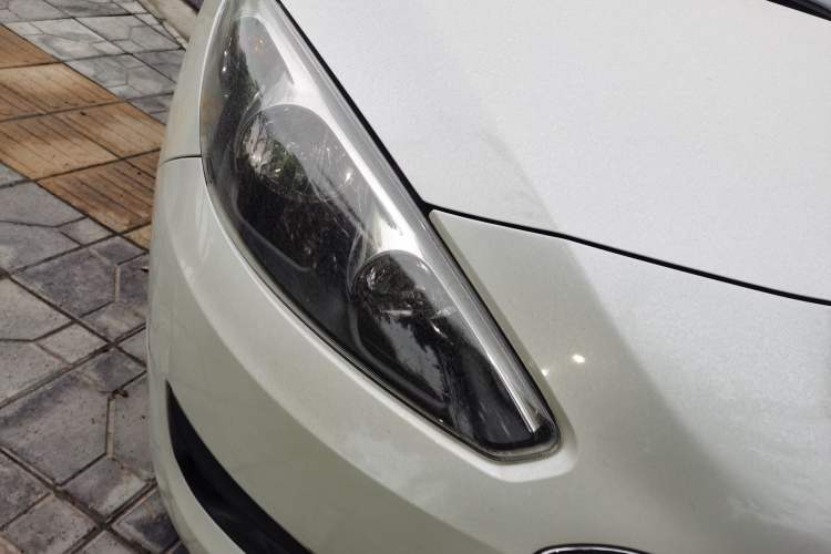 Used Peugeot 308 2014 Enjoy Edition Classic 1.6L Manual Fashion Model