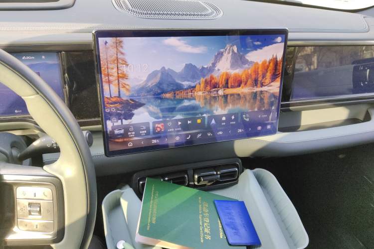 Used Formula Leopard 5 2023 Cloud Ride Flagship Edition