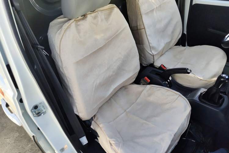 Used Jinbei Hiace X30 2021 1.5L Wealthy Single-Steaming Air-Conditioned Van China VI Standard SWC15M